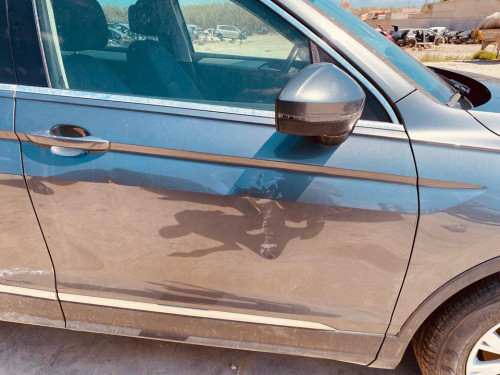  VOLKSWAGEN TIGUAN (AD1) 