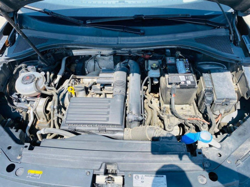  VOLKSWAGEN TIGUAN (AD1) 