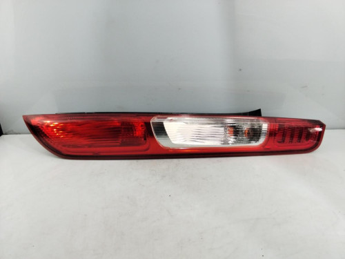 PILOTO TRASERO DERECHO Ford FOCUS BERLINA (CAP) 