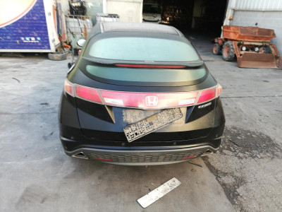 HONDA CIVIC 5 PUERTAS (FK)