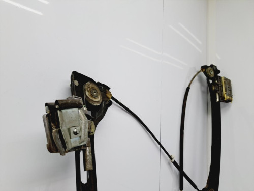 ELEVALUNAS DELANTERO IZQUIERDO AUDI TT COUPE/ROADSTER (8J3/8J9) 