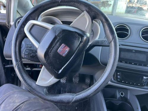 SEAT IBIZA BERLINA (6J5) — vehículo donante para recambios 