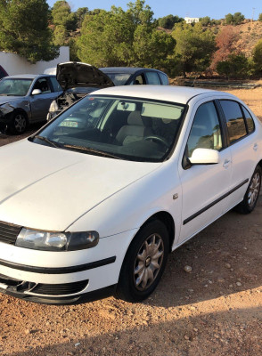 SEAT LEON (1M1)
