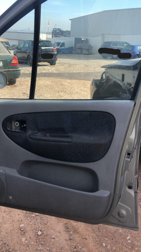 RENAULT SCENIC I (JA...) — vehículo donante para recambios 