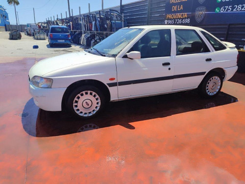  FORD ESCORT BERL./TURNIER 