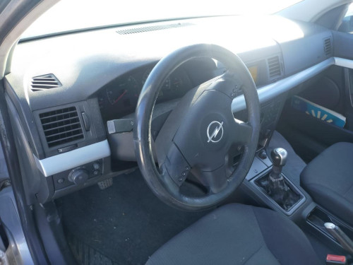 OPEL VECTRA C BERLINA — vehículo donante para recambios 