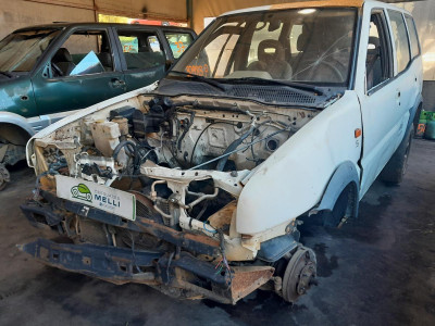 NISSAN TERRANO II (R20)