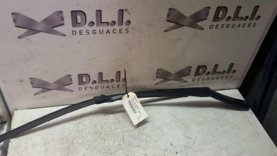 BRAZO LIMPIA DELANTERO IZQUIERDO