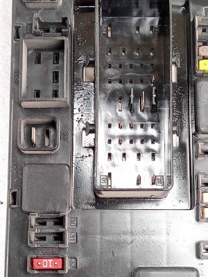 CAJA RELES / FUSIBLES, OPEL, ASTRA J BERLINA 5P
