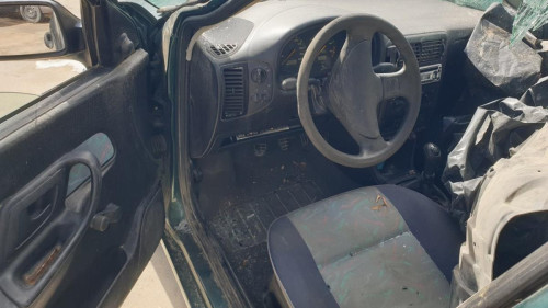  SEAT 