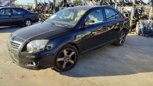  TOYOTA AVENSIS BERLINA (T25) 