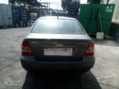 TOYOTA COROLLA (E12)