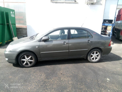 TOYOTA COROLLA (E12)