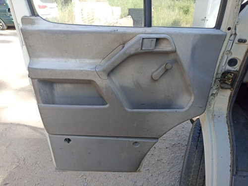 VOLKSWAGEN LT FURGÓN/COMBI — vehículo donante para recambios 
