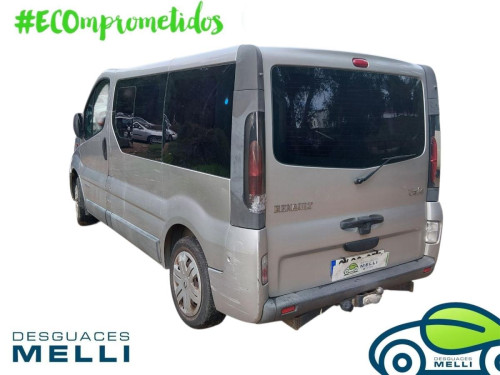 RENAULT TRAFIC II COMBI — vehículo donante para recambios 