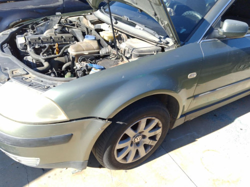  ALETA DELANTERA IZQUIERDA VOLKSWAGEN PASSAT BERLINA (3B3) 