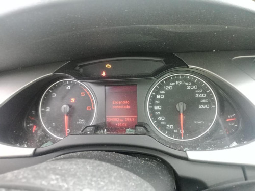  AUDI A4 BERLINA (8K2) 