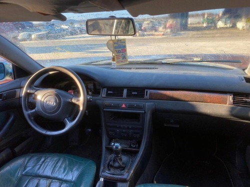  AUDI A6 BERLINA (4B2) 