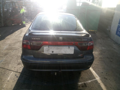  SEAT TOLEDO (1M2) 