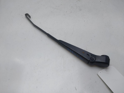 BRAZO LIMPIA TRASERO TOYOTA AVENSIS BERLINA (T25) 
