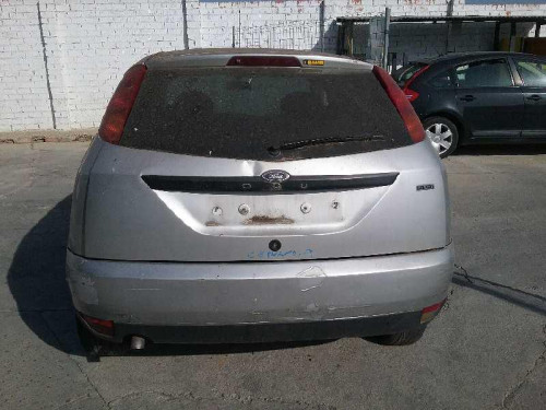 FORD FOCUS BERLINA (CAK) — vehículo donante para recambios 