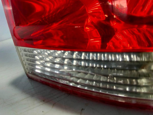 PILOTO TRASERO DERECHO VOLKSWAGEN TOUAREG (7LA) 