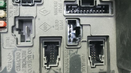 CAJA RELES / FUSIBLES, , 