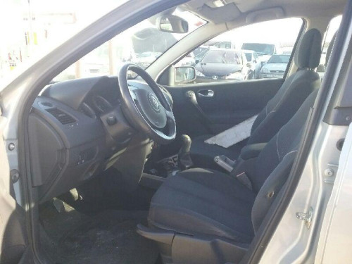  RENAULT MEGANE II BERLINA 5P 