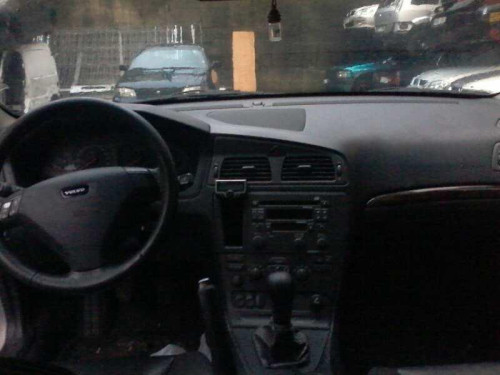  VOLVO S60 BERLINA 
