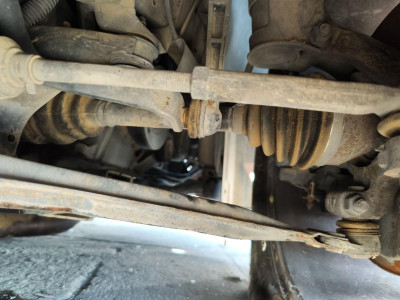 BRAZO SUSPENSION DELANTERO DERECHO