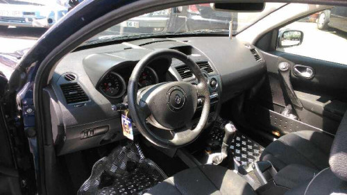  RENAULT MEGANE II BERLINA 3P 