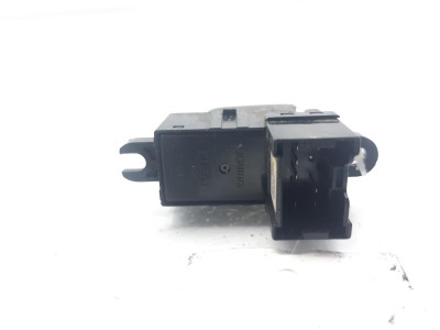 MANDO ELEVALUNAS DELANTERO DERECHO, NISSAN, PRIMERA BERLINA (P12)