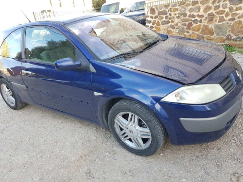 RENAULT MEGANE II BERLINA 3P — автомобиль-донор на запчасти 