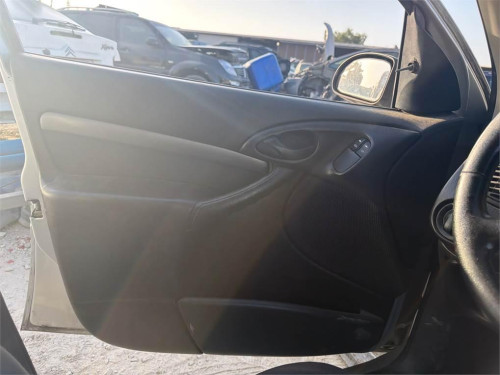 GUARNECIDO PUERTA DELANTERA IZQUIERDA Ford FOCUS BERLINA (CAK) 