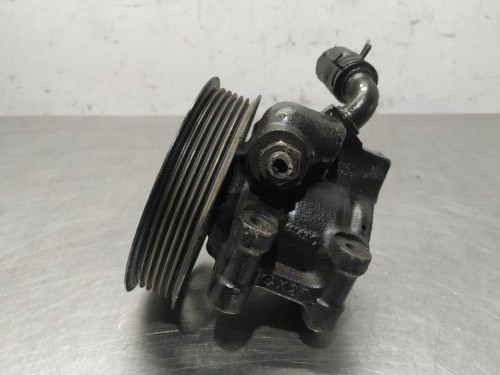  BOMBA DIRECCION FORD FOCUS BERLINA (CAK) 
