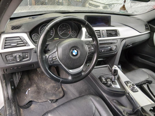 BMW SERIE 3 BERLINA (F30) — vehículo donante para recambios 