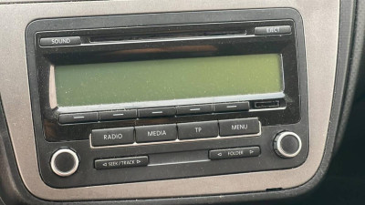 SISTEMA AUDIO / RADIO CD