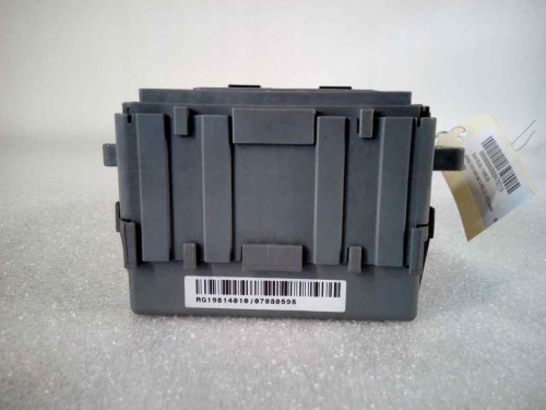 CAJA RELES / FUSIBLES Honda CIVIC 5 PUERTAS (FK) 
