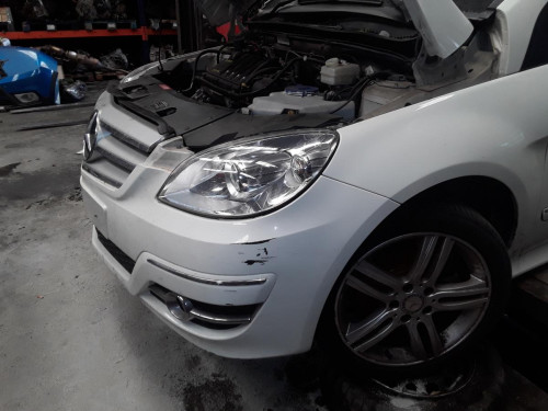  MERCEDES-BENZ CLASE B (BM 245) 