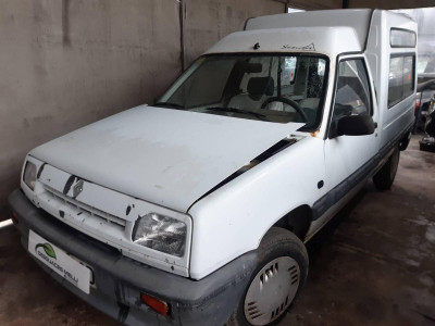 RENAULT RAPID /EXPRESS (F40)