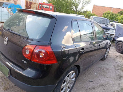 VOLKSWAGEN GOLF V (1K1)(10.2003)