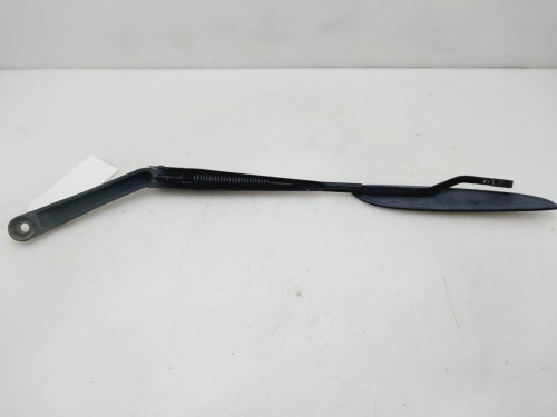 BRAZO LIMPIA DELANTERO IZQUIERDO CHEVROLET EVANDA 