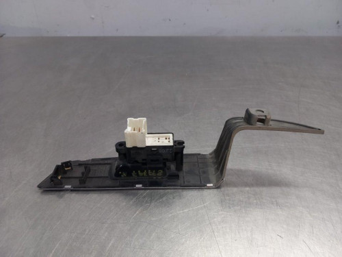  MANDO ELEVALUNAS TRASERO DERECHO Nissan MURANO (Z50) 