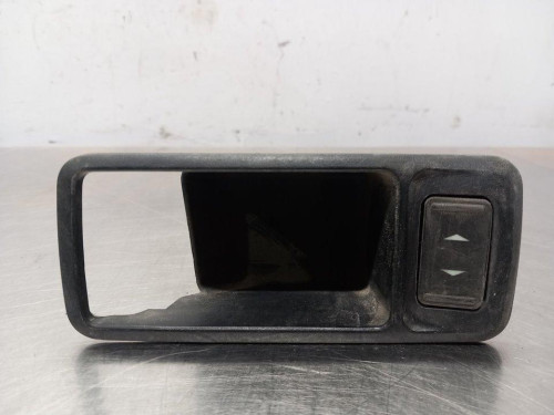 MANDO ELEVALUNAS DELANTERO IZQUIERDO Ford FOCUS SPORTBREAK (CAP) 