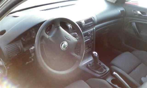 SKODA SUPERB (3U4) — vehículo donante para recambios 