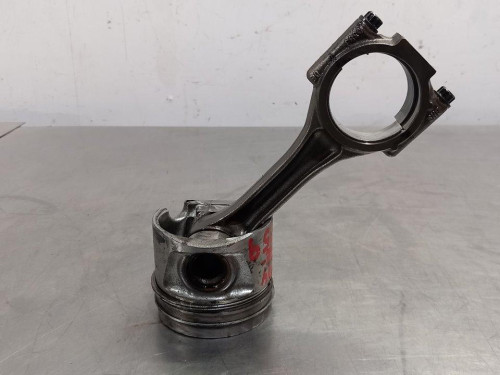  PISTON AUDI A4 BERLINA (8E) 