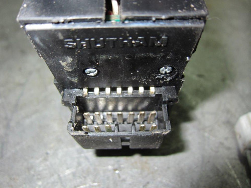  MANDO ELEVALUNAS DELANTERO IZQUIERDO TATA SAFARI (1998) 