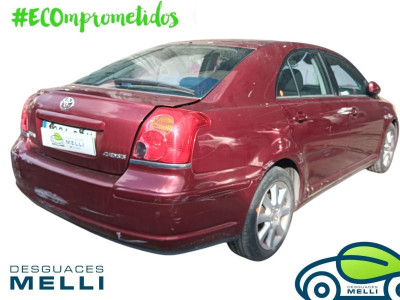 TOYOTA AVENSIS BERLINA (T25)