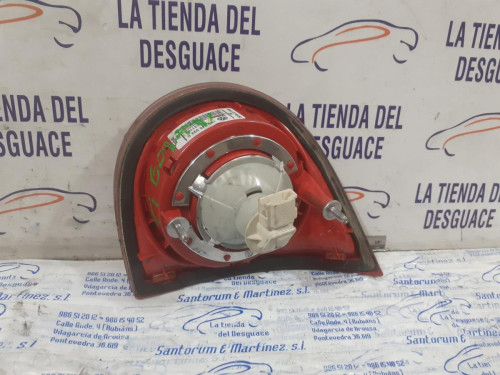 PILOTO TRASERO IZQUIERDO 