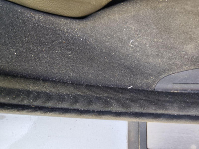 GUARNECIDO PORTON TRASERO